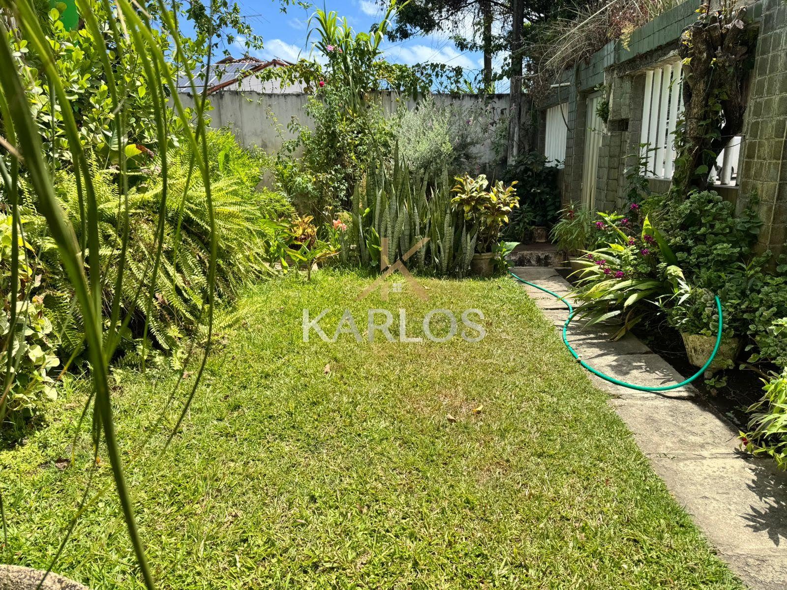 Casa à venda com 4 quartos, 1 suíte, 2 vagas e 220m² no Prado, Recife (PE) — foto 11 de 16