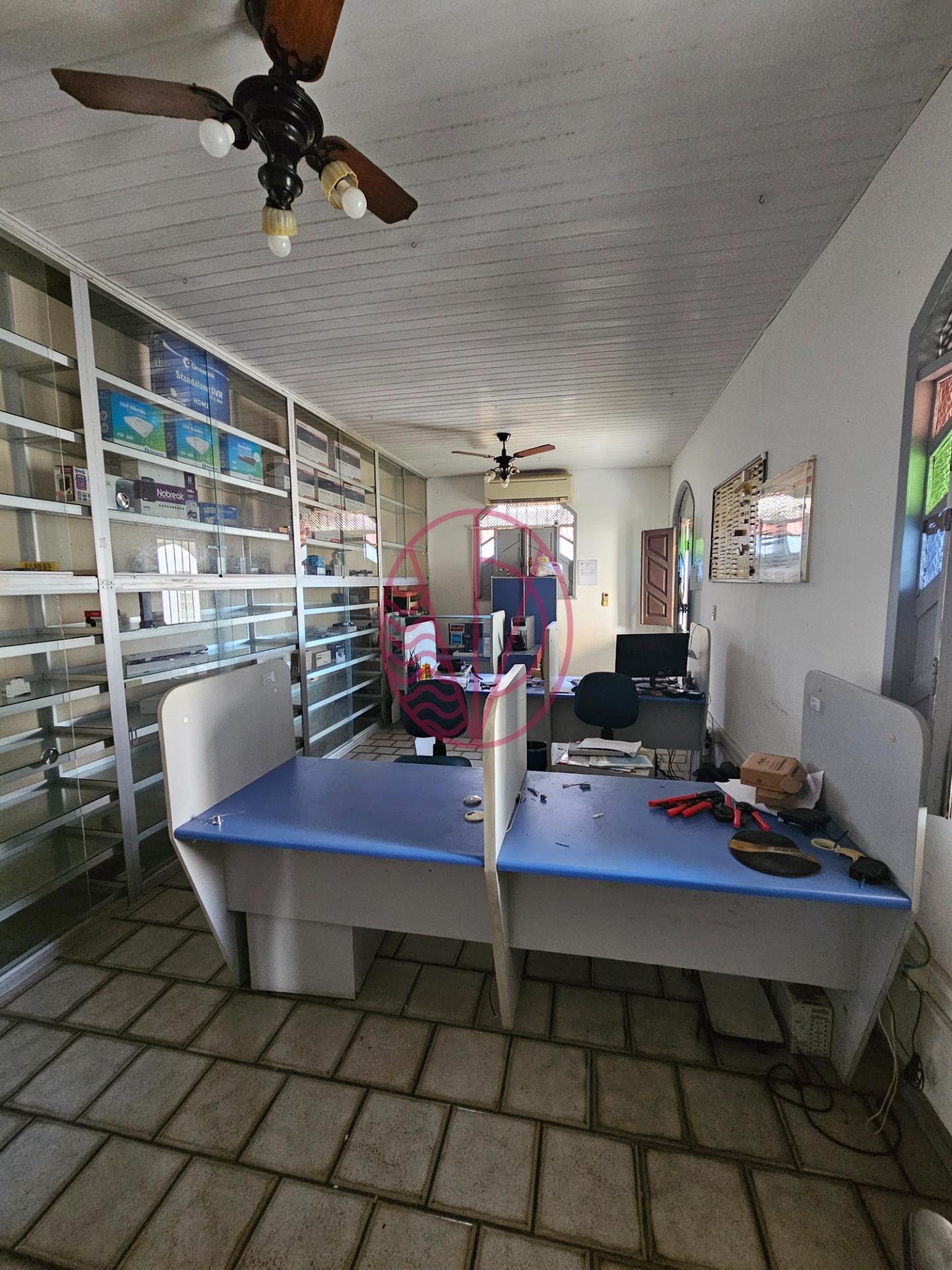 Casa para alugar com 7 quartos, 3 banheiros, 1 vaga e 251m² no Brotas, Salvador (BA) — foto 13 de 30