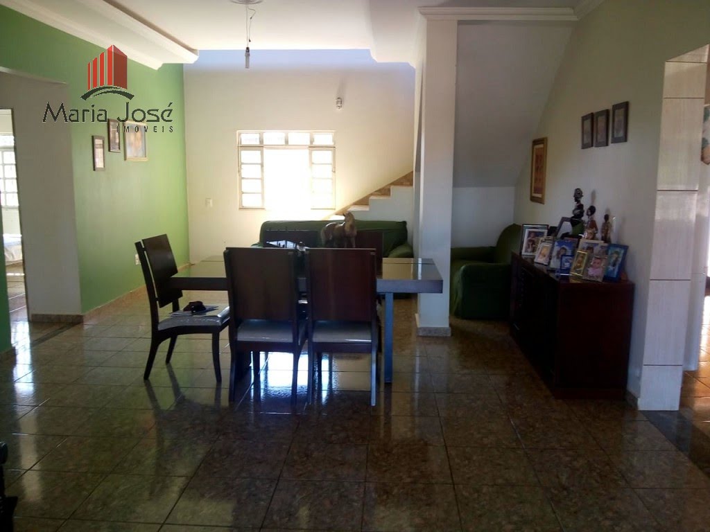 Casa à venda com 5 quartos, 2 suítes, 3 vagas e 2000m² no Alvorada, Jequitibá (MG) — foto 9 de 28