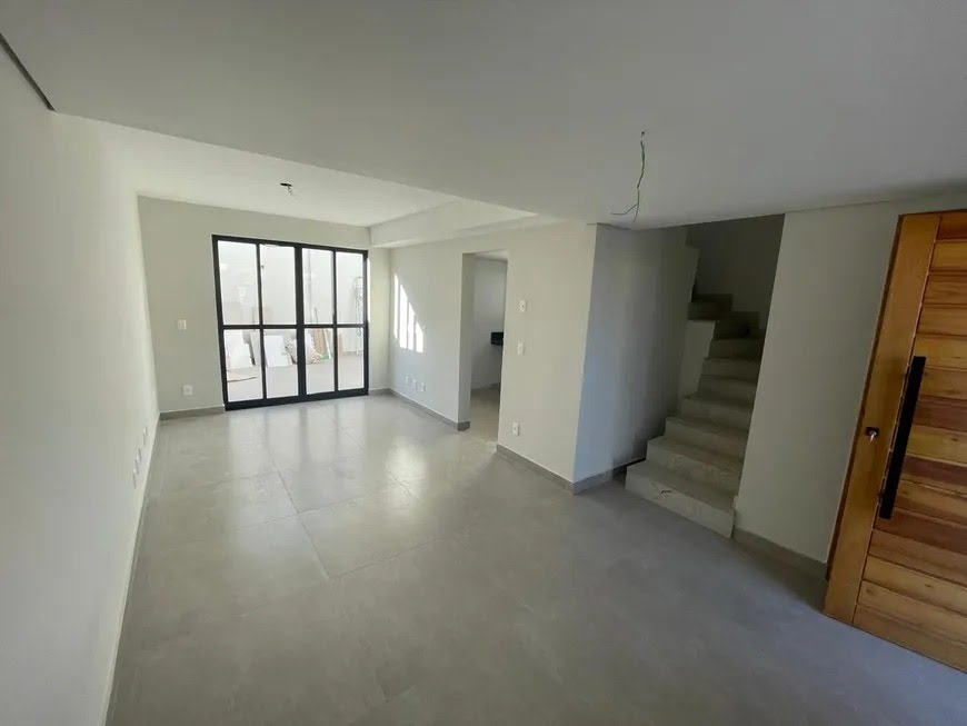 Casa à venda com 3 quartos, 1 suíte, 1 vaga e 110m² no Planalto, Belo Horizonte (MG) — foto 16 de 16