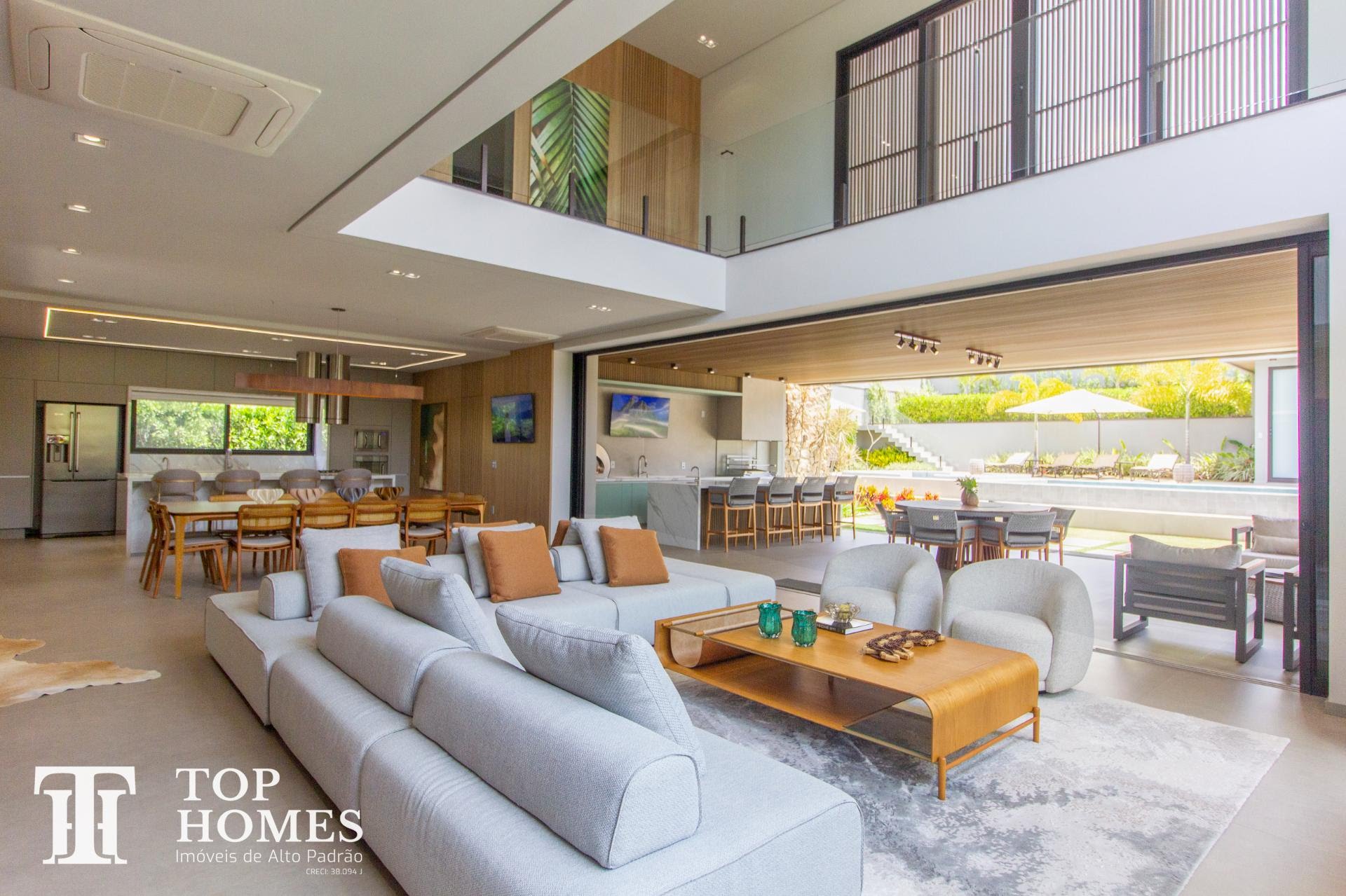 Casa de alto padrão/luxo à venda em Jundiaí no condomínio Quinta das Paineiras.