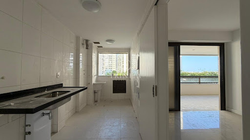 cozinha-trinitaimobiliaria-elos-ilhapura