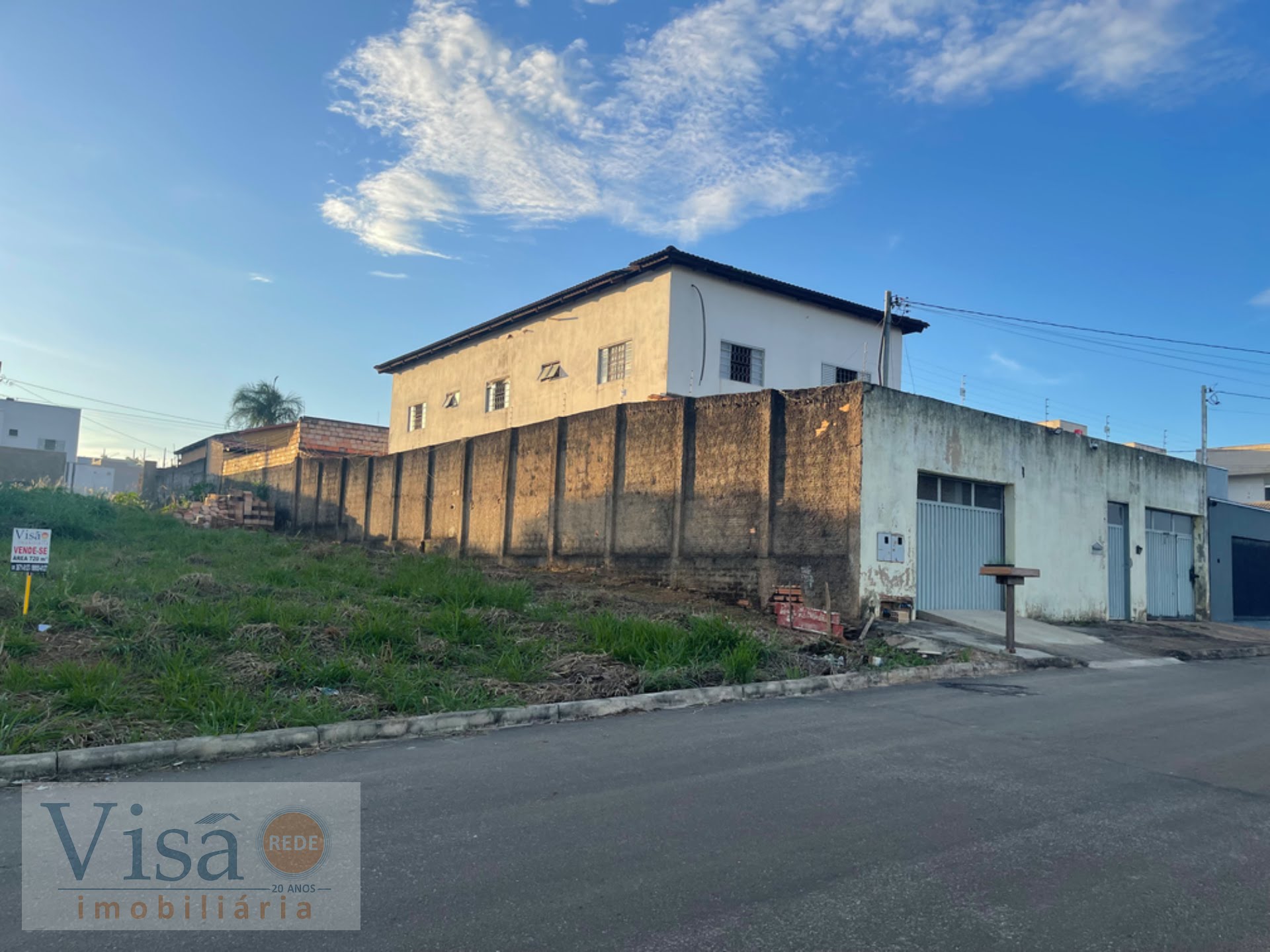 Terreno à venda com 720m² de terreno no Jardim Serrano, Paracatu (MG) — foto 3 de 3