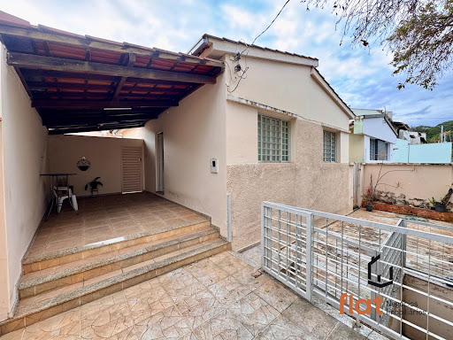 Casa à venda no bairro São José, Pará de Minas | 3 dorms, 151m²