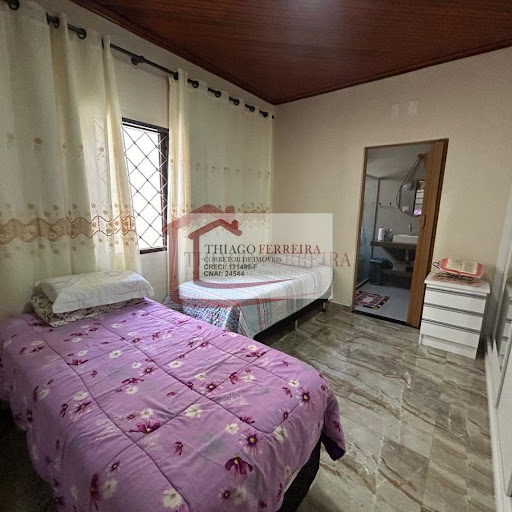 Casa em Jardim Cinelândia  -  Santa Rita do Passa Quatro