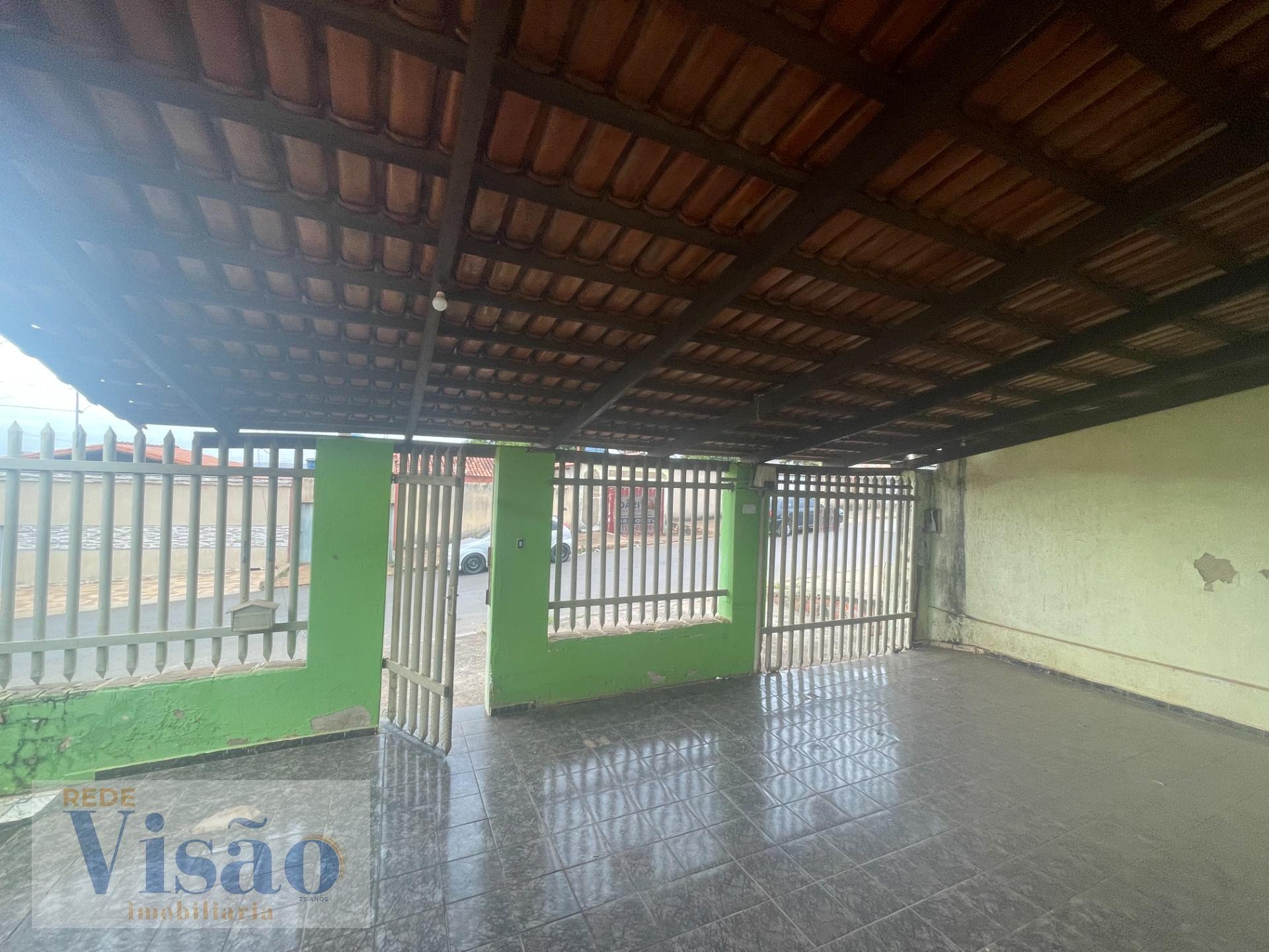 Casa à venda com 2 quartos, 1 suíte, 2 vagas e 130m² no B. Novo Horizonte, Paracatu (MG) — foto 10 de 11