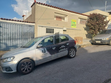 Casa em Industrial  -  Contagem