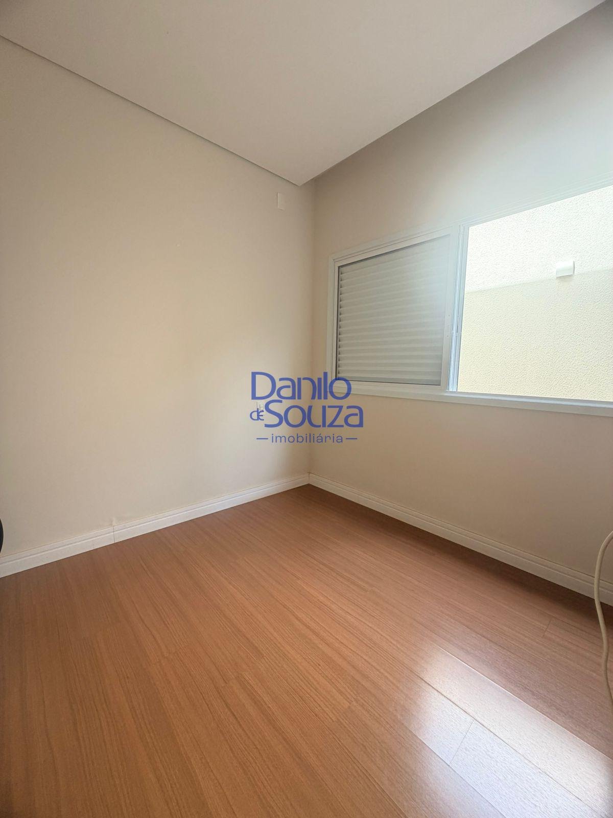 Casa à venda com 3 quartos, 2 suítes, 4 vagas e 373m² no Veredas da Cidade, Araxá (MG) — foto 13 de 17