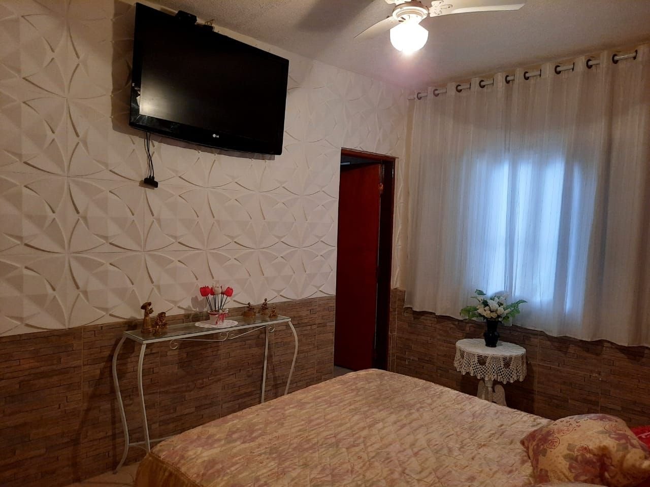 Casa à venda com 3 quartos, 3 banheiros, 2 vagas e 160m² no Perequê-açu, Ubatuba (SP) — foto 9 de 17