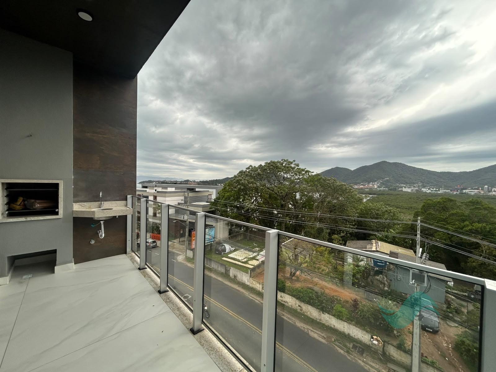 Apartamento à venda com 3 suítes, 2 vagas e 133m² no João Paulo, Florianópolis (SC) — foto 8 de 28