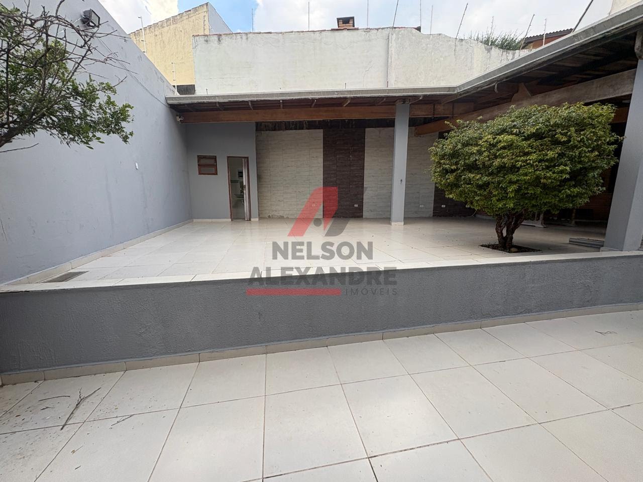 Sobrado, 4 quartos, 420 m² - Foto 2