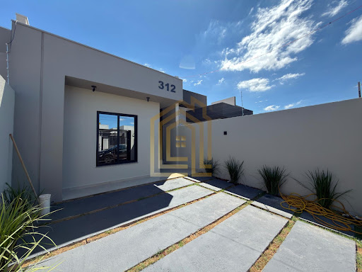 Casa à Venda no Paraíso Tropical, Cascavel – 2 Quartos, 73m²
