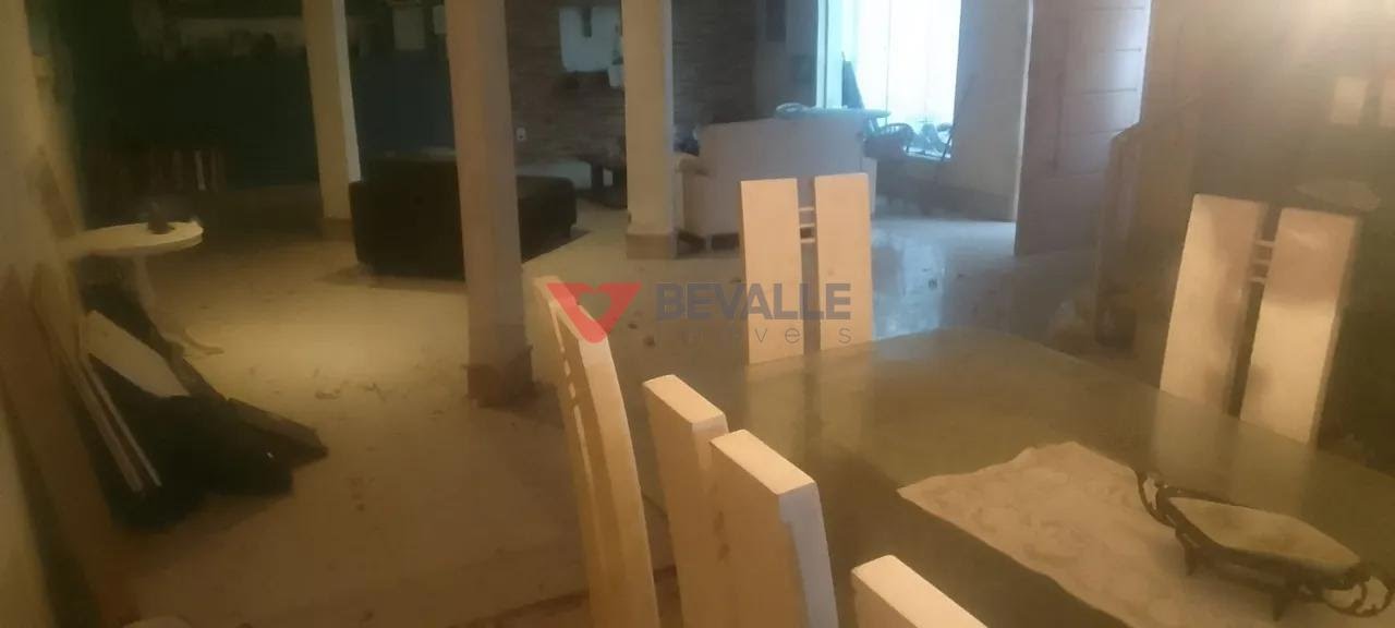 Casa à venda com 5 quartos, 3 suítes e 220m² no Laranjeiras, Rio de Janeiro (RJ) — foto 18 de 20