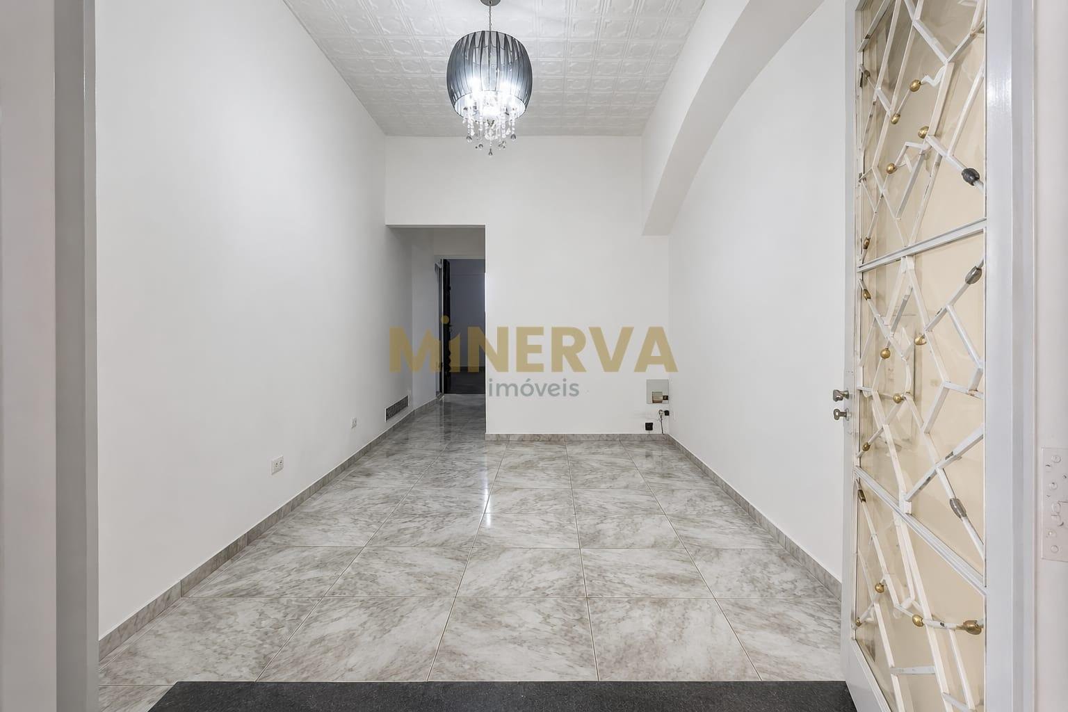 Casa para alugar com 3 quartos, 1 banheiro, 2 vagas e 137m² no Parque São Jorge, São Paulo — foto principal
