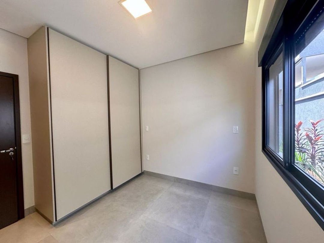 Casa à venda com 3 quartos, 3 suítes, 4 vagas e 166m² no Loteamento Terras de Florença, Ribeirão Preto (SP) — foto 25 de 30