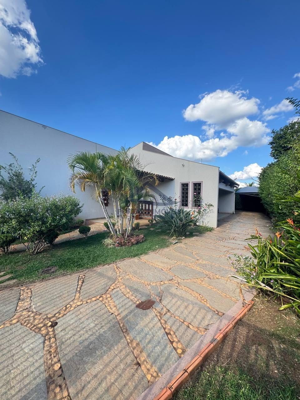 Casa à venda com 5 quartos, 1 suíte, 5 vagas e 485m² no Esplanada do Moinho, Sete Lagoas (MG) — foto 3 de 30