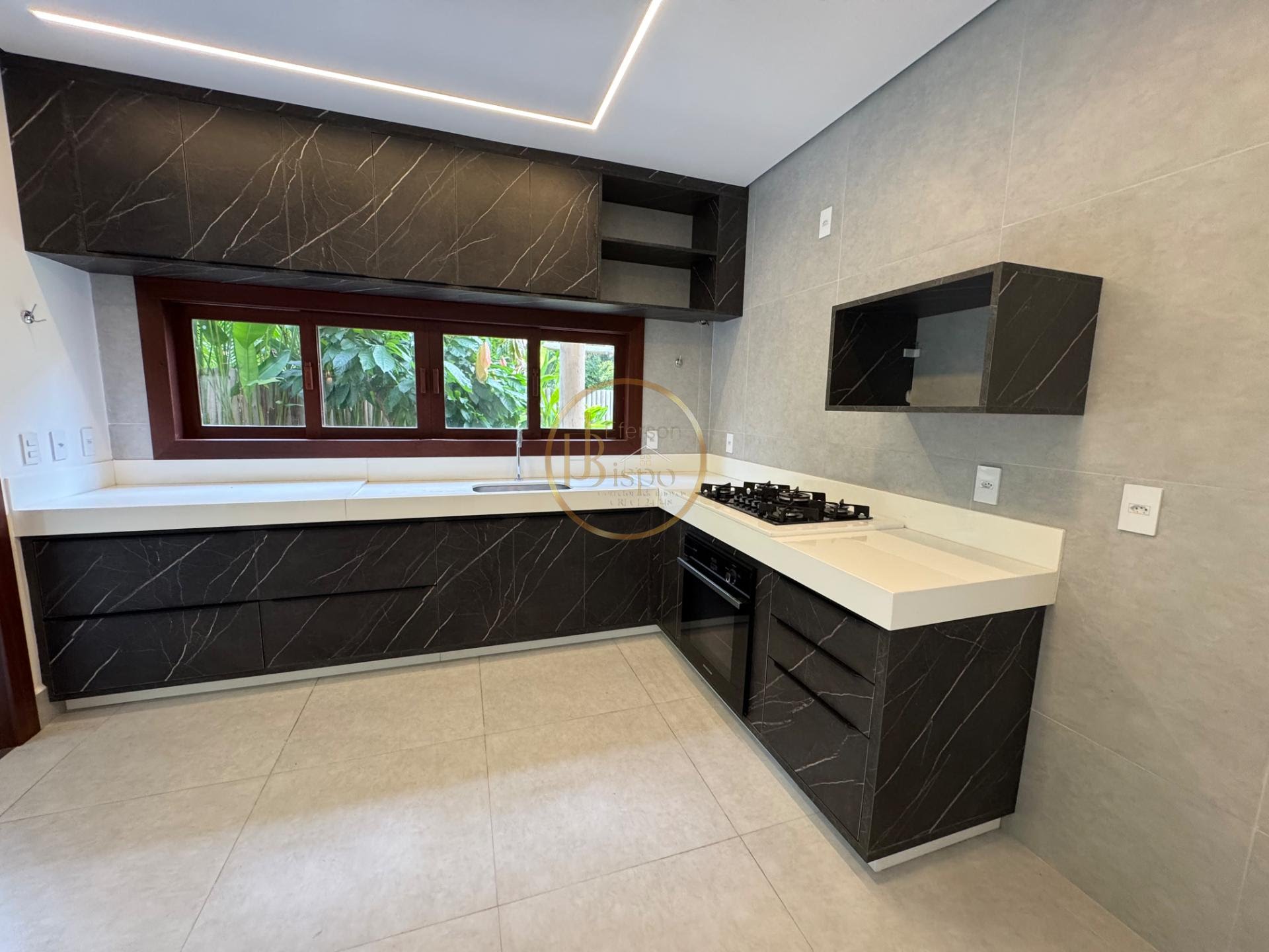 Casa à venda com 4 quartos, 4 suítes, 2 vagas e 202m² no Arraial D'ajuda, Porto Seguro (BA) — foto 8 de 19