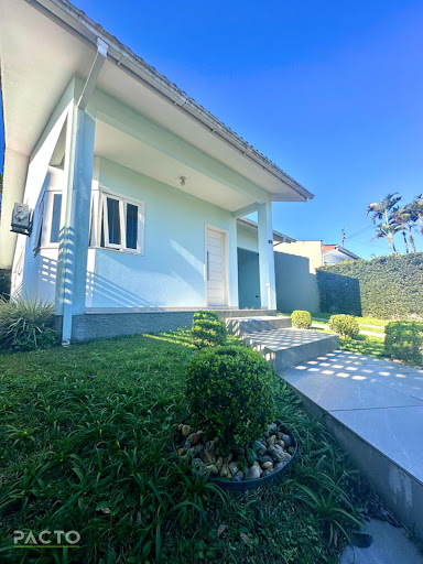 Casa em Coloninha  -  Araranguá