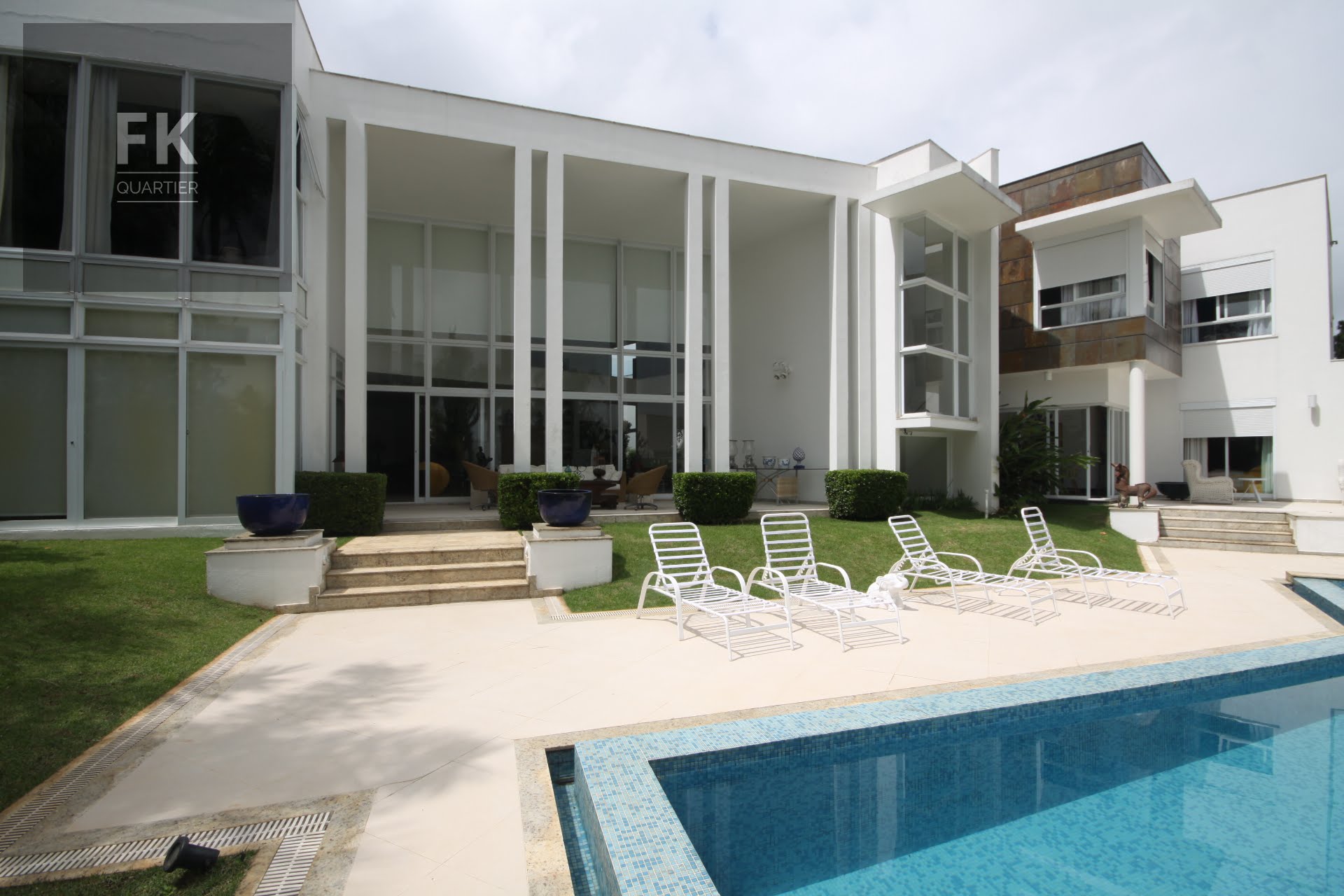 Casa à venda com 5 quartos, 5 suítes, 8 vagas e 1000m² no Residencial Morada dos Lagos, Barueri (SP) — foto 22 de 30