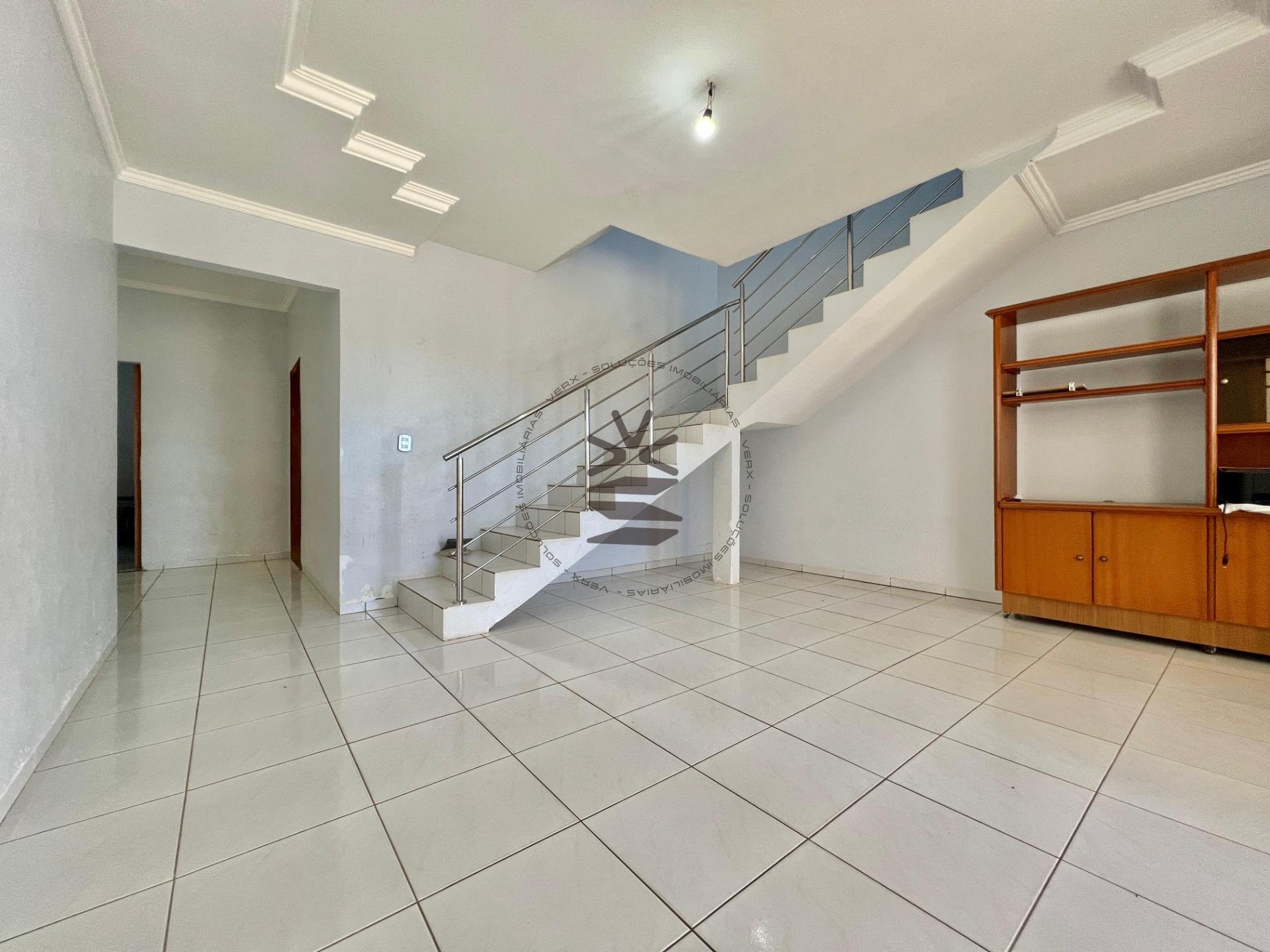 Casa à venda com 3 quartos, 1 suíte, 2 vagas e 220m² no Sandra Regina, Barreiras (BA) — foto 7 de 29