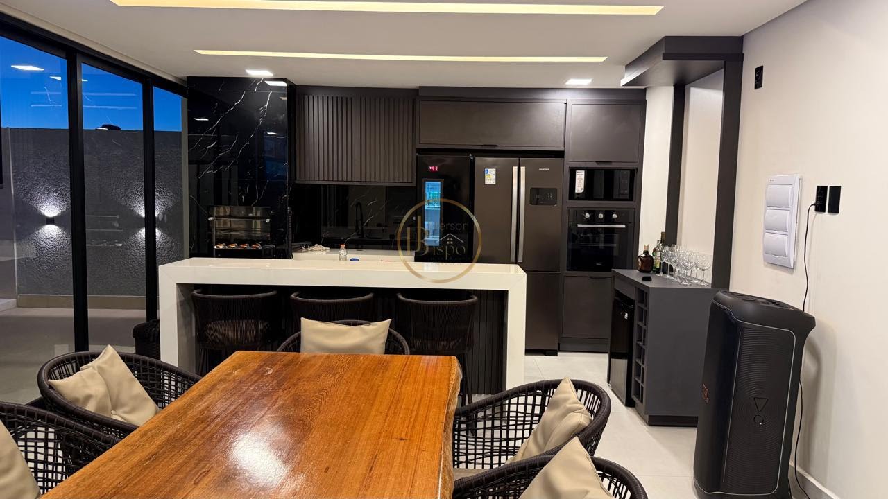 Casa à venda com 4 quartos, 4 suítes, 3 vagas e 210m² no Alto Taperapuan, Porto Seguro (BA) — foto 11 de 16