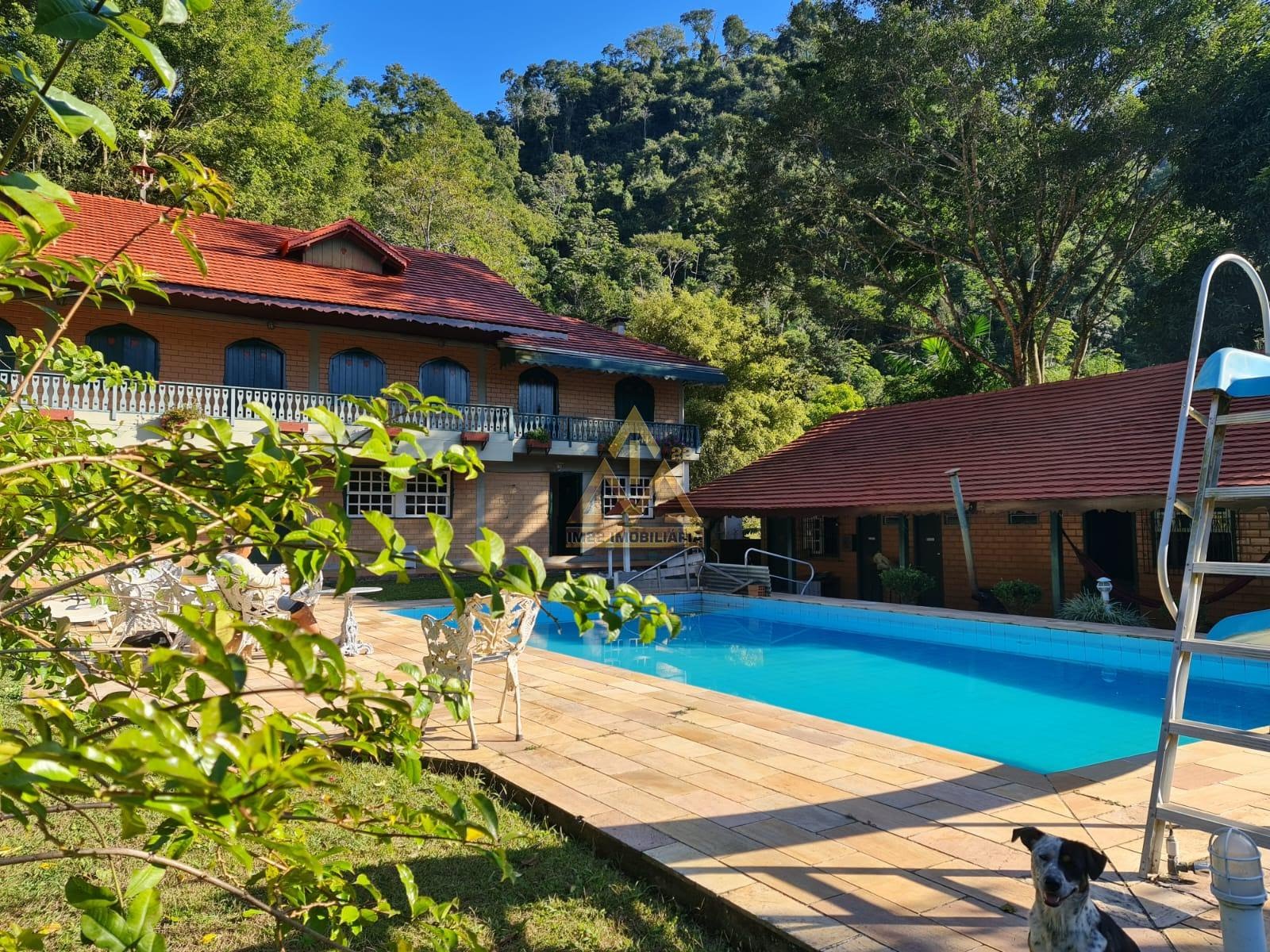 Casa à venda com 7 quartos, 3 suítes, 4 vagas e 178552m² no Passo Manso, Blumenau (SC) — foto 3 de 8