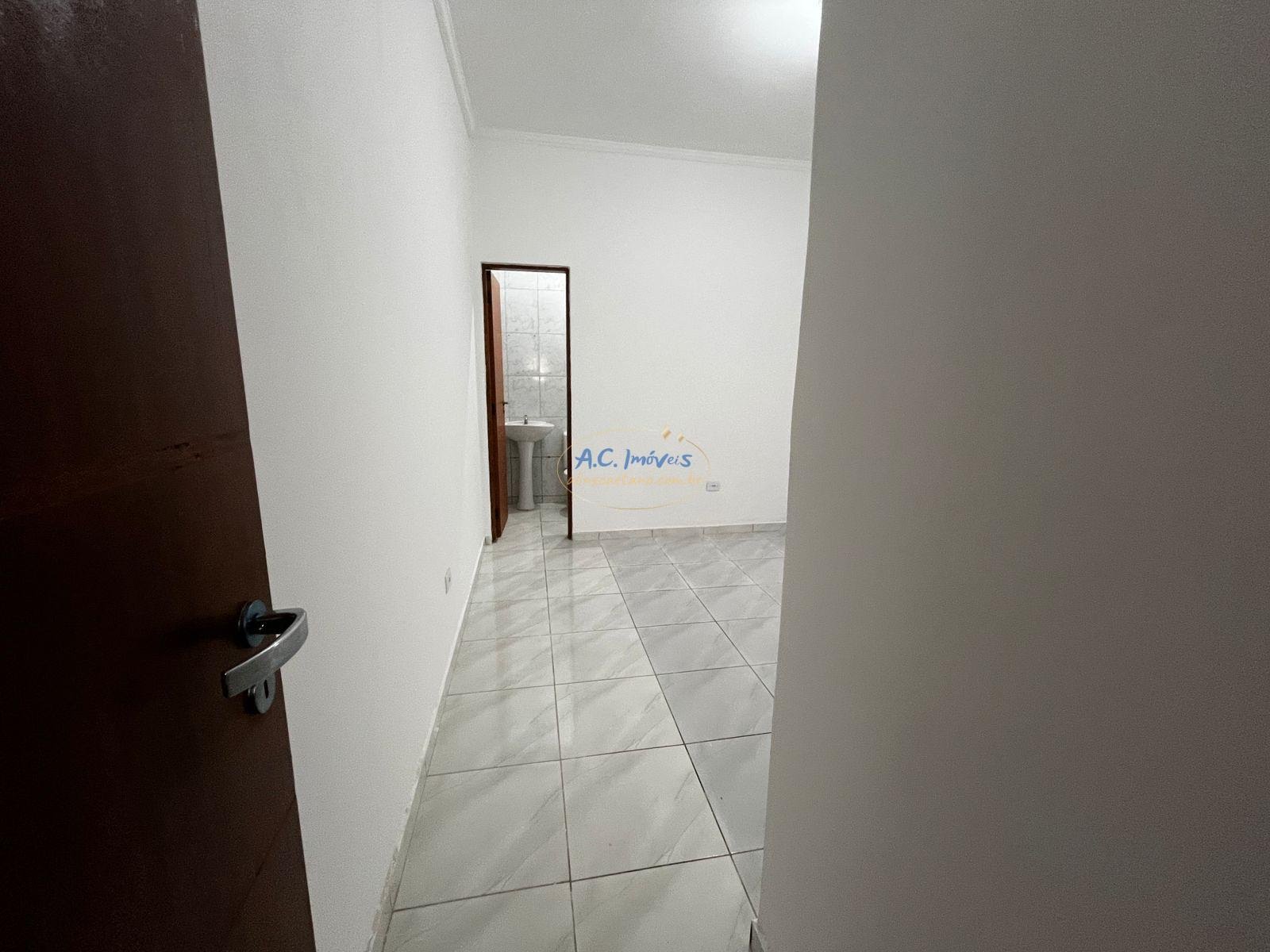 Casa à venda com 2 quartos, 1 suíte, 2 vagas e 72m² no Jardim Melvi, Praia Grande (SP) — foto 10 de 25