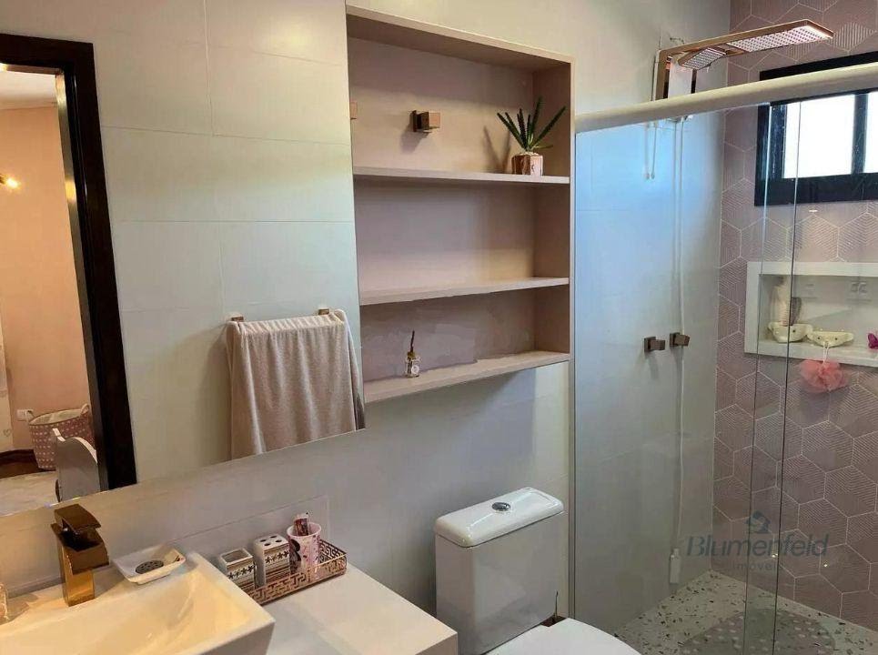 Casa à venda com 4 quartos, 3 suítes e 435m² no Condominio Arujazinho I II III, Arujá (SP) — foto 28 de 30