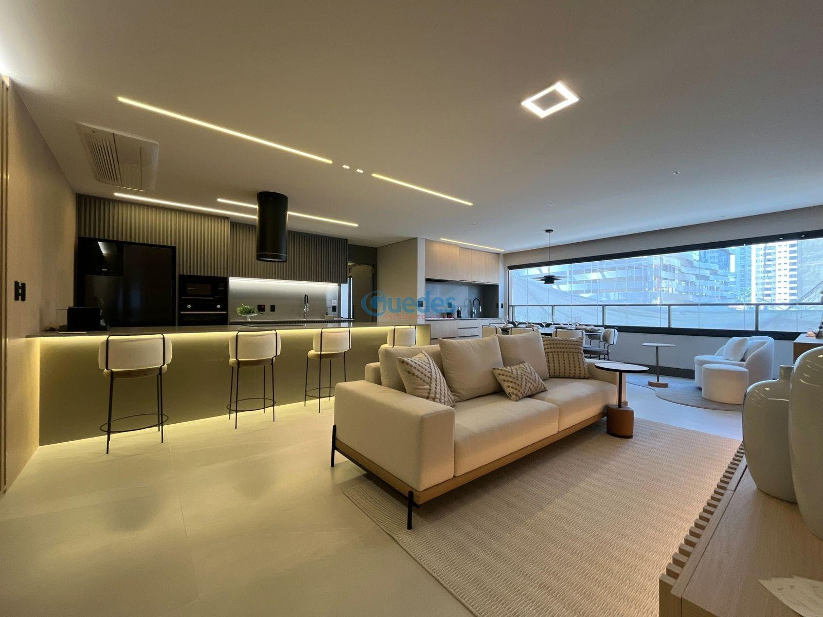 Apartamento, 3 quartos, 131 m² - Foto 2