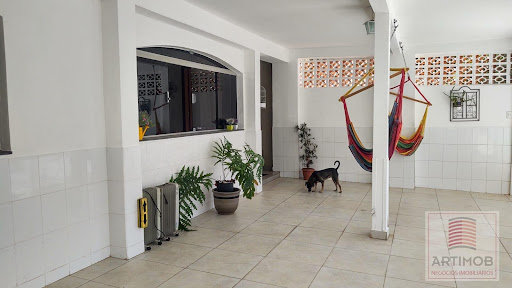 Casa em Super Quadra Morumbi, SP | 4 Dorms, 190m²