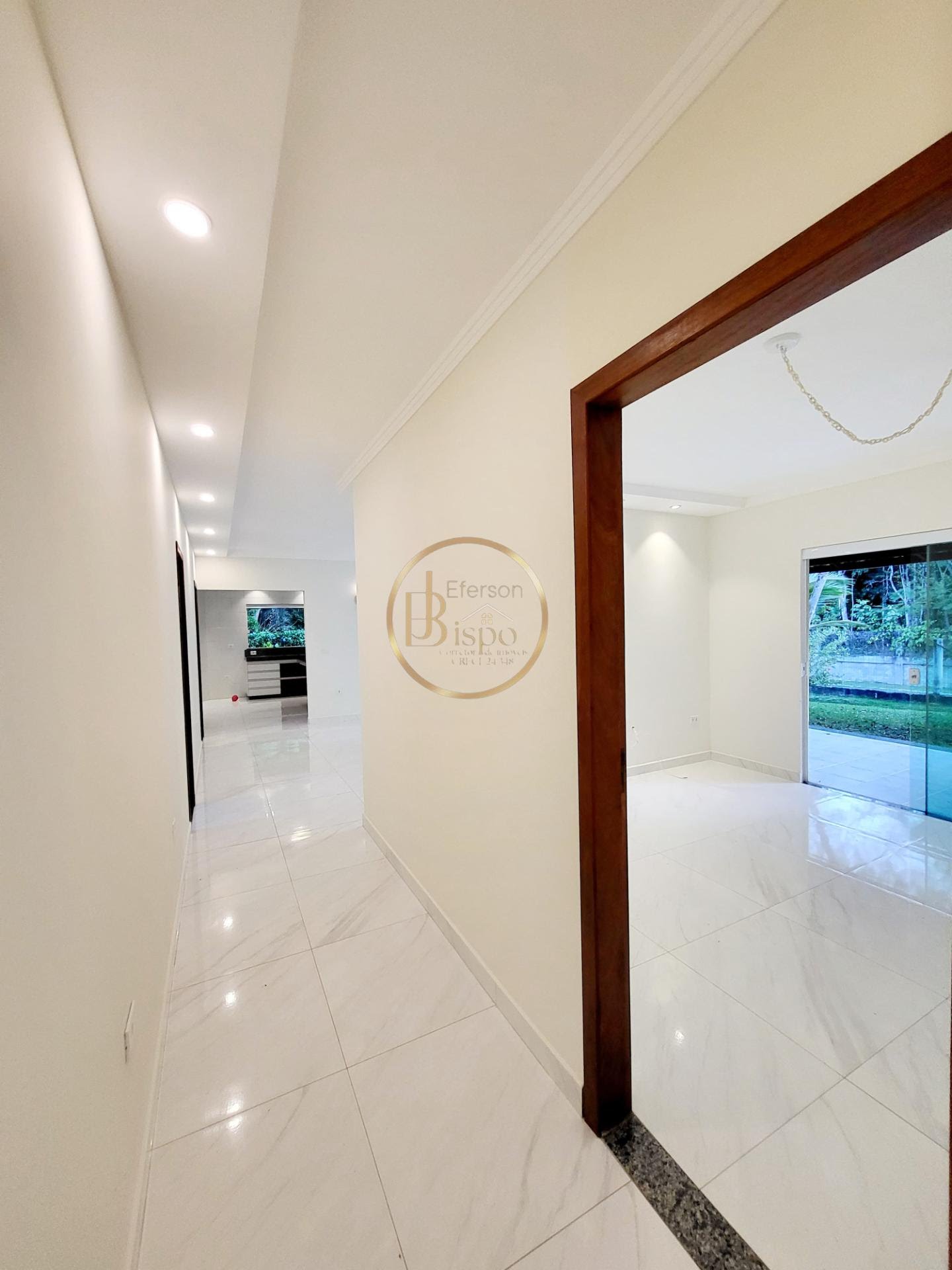 Casa à venda com 5 quartos, 2 suítes, 5 vagas e 250m² no Coroa Vermelha, Santa Cruz Cabrália (BA) — foto 8 de 16