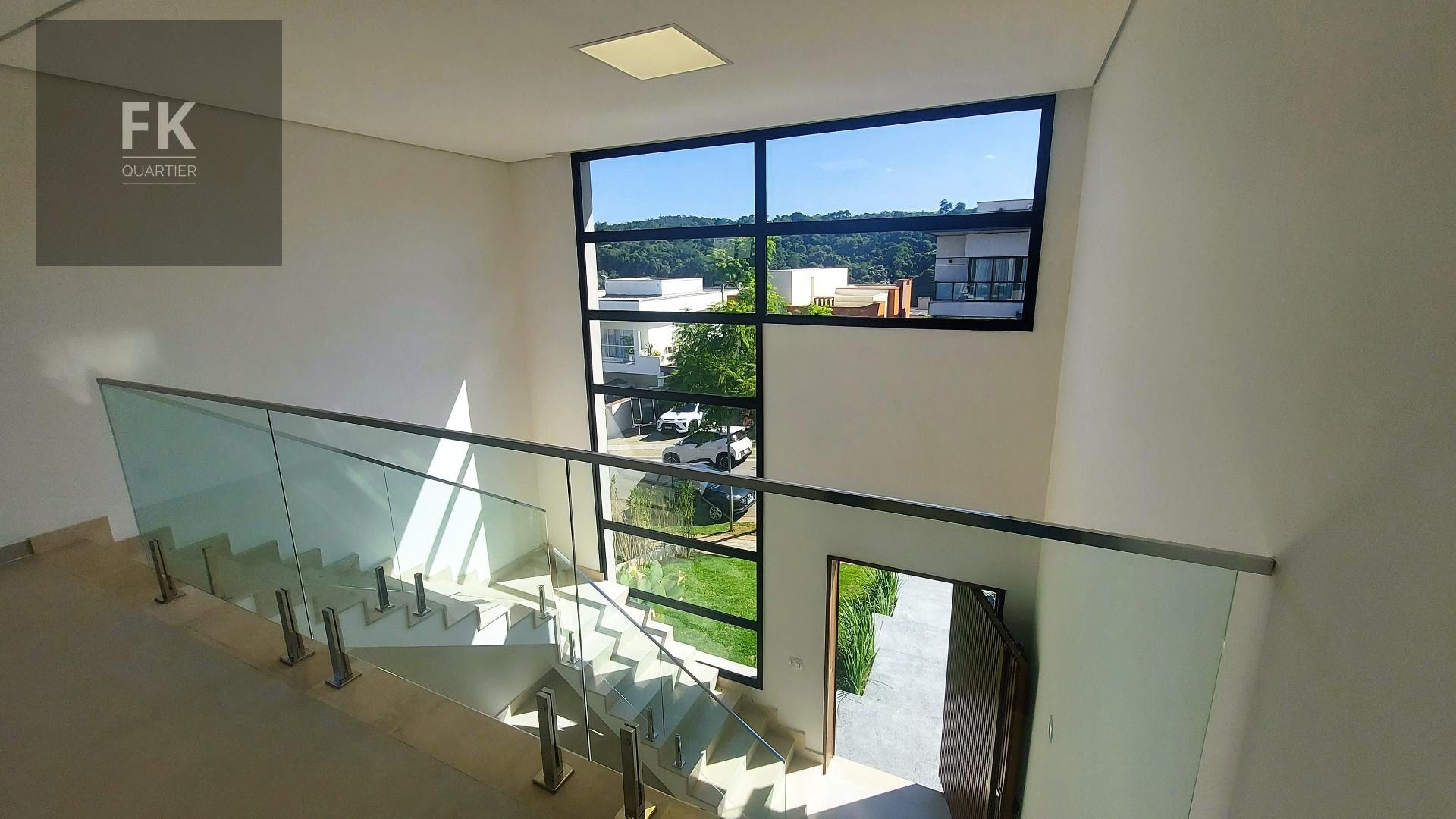 Casa à venda com 4 quartos, 4 suítes, 4 vagas e 385m² no Cidade Tamboré, Santana de Parnaíba (SP) — foto 12 de 26