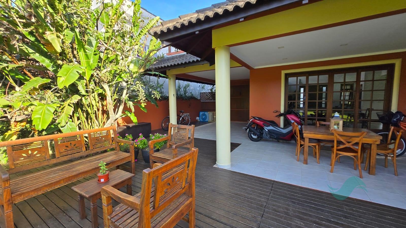 Casa à venda com 3 quartos, 1 suíte, 4 vagas e 230m² no Jurerê Internacional, Florianópolis (SC) — foto 14 de 30