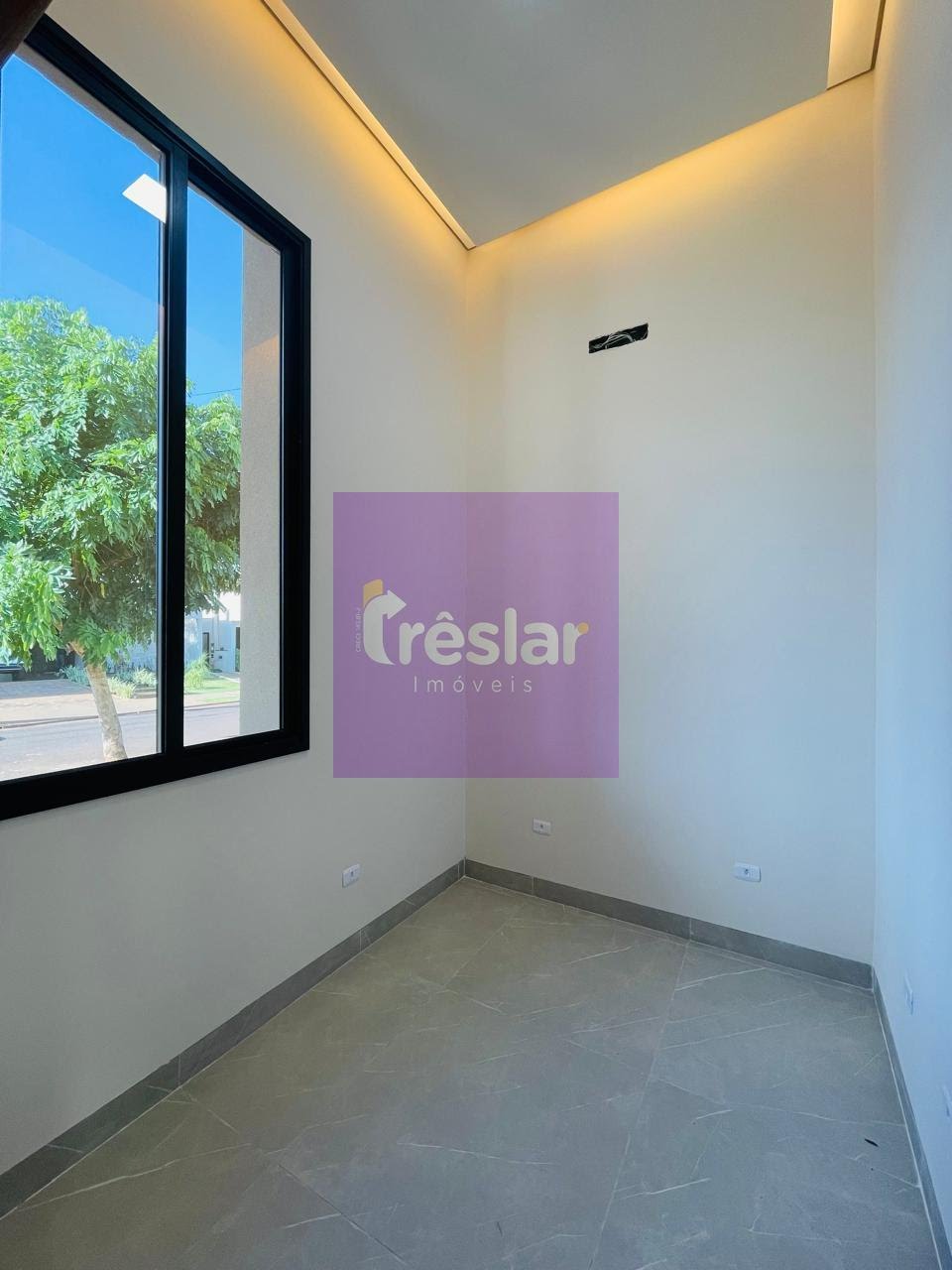 Casa à venda com 3 quartos, 3 suítes, 2 vagas e 220m² no Condomínio Portal das Águas, Três Lagoas (MS) — foto 3 de 19