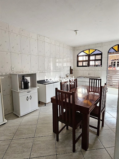 Casa de 3 Dormitórios | 1 Suíte | Serraria | São José