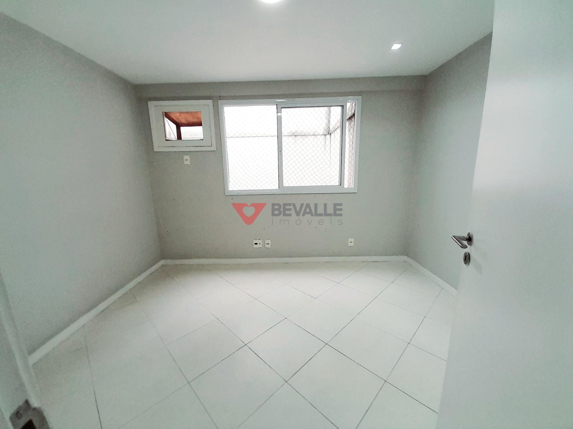 Apartamento à venda com 3 quartos, 3 suítes, 2 vagas e 155m² no Botafogo, Rio de Janeiro (RJ) — foto 17 de 30