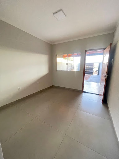 Casa em bela laguna  -  Campo Grande