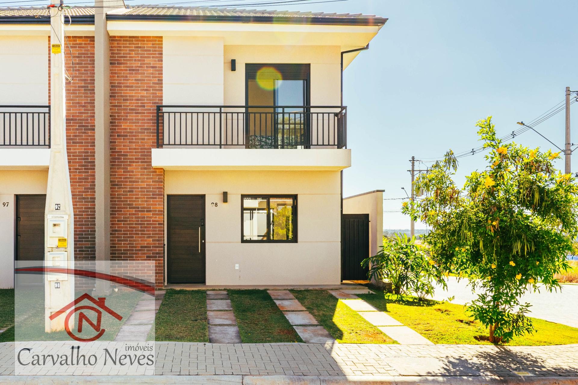Casa à venda Kaza Alamedas | Casa condomínio Medeiros Jundiaí | Casa de esquina Jundiaí | Casa 3 dormitórios Medeiros | Condomínio Kaza Alamedas | Casa com churrasqueira Jundiaí | Carvalho Neves Imóveis