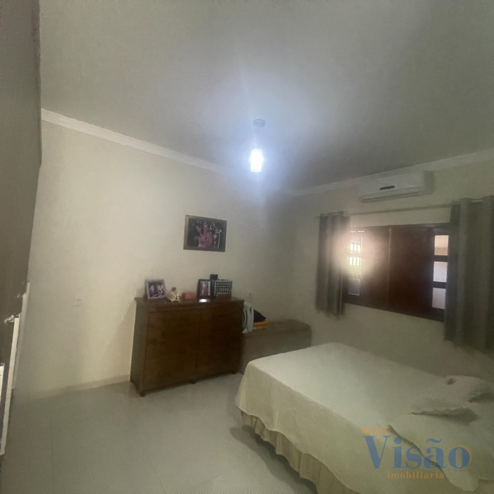 Casa à venda com 3 quartos, 1 suíte, 2 vagas e 150m² no Bairro Vila Mariana, Paracatu (MG) — foto 19 de 27