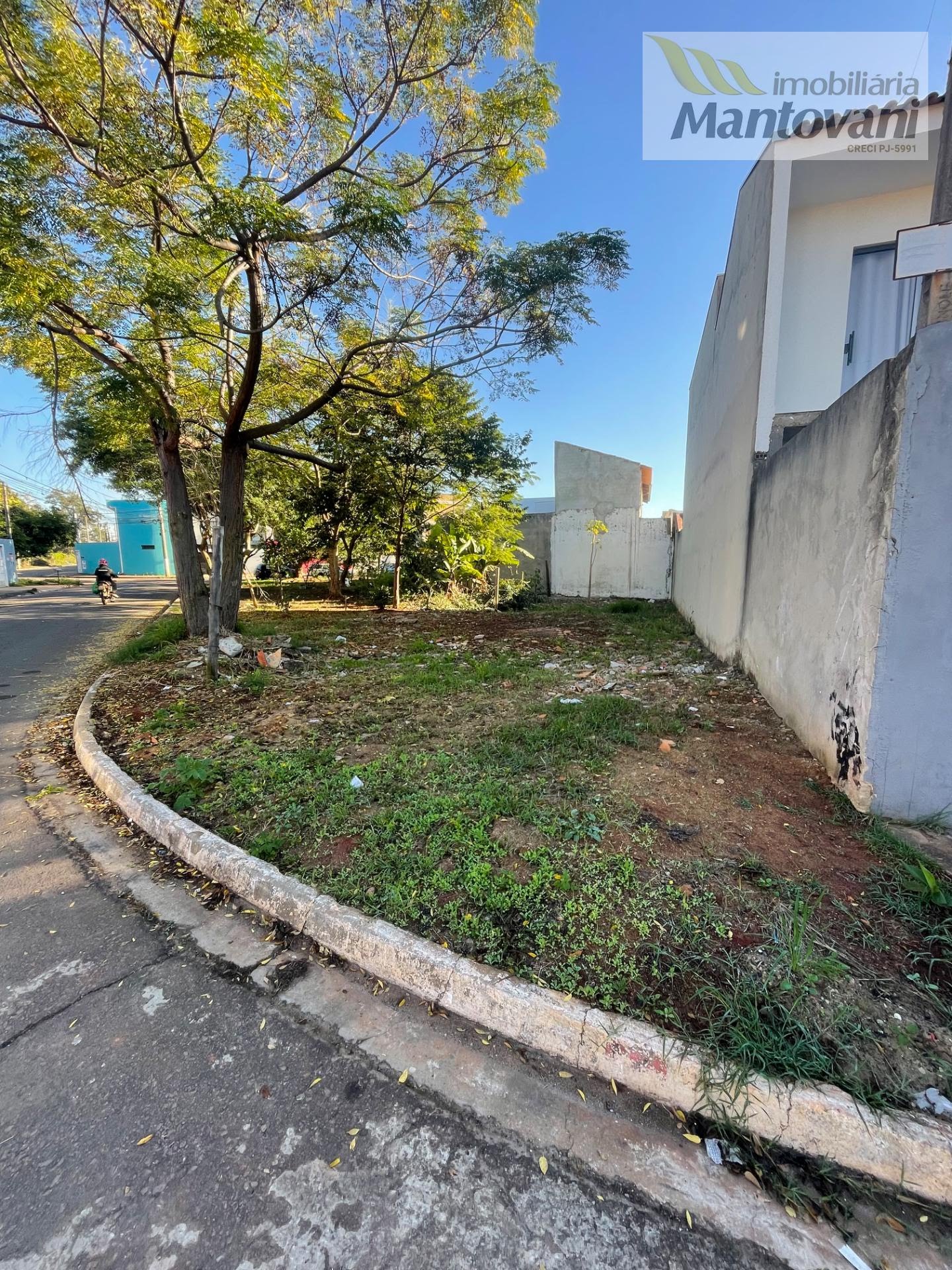 Terreno à venda com 161m² de terreno no Jardins de Tatuí, Tatuí (SP) — foto 2 de 3