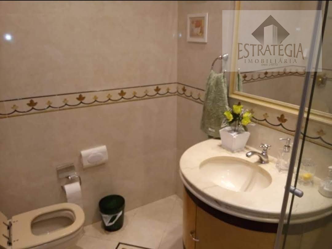 Casa à venda com 5 quartos, 2 suítes, 6 vagas e 440m² no Valparaíso, Petrópolis (RJ) — foto 15 de 30