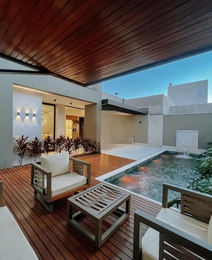 Casa de Condomínio em Novo Mundo  -  Uberlândia