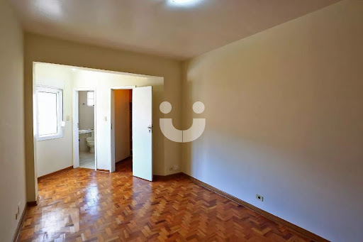Casa em Vila Cordeiro  -  São Paulo