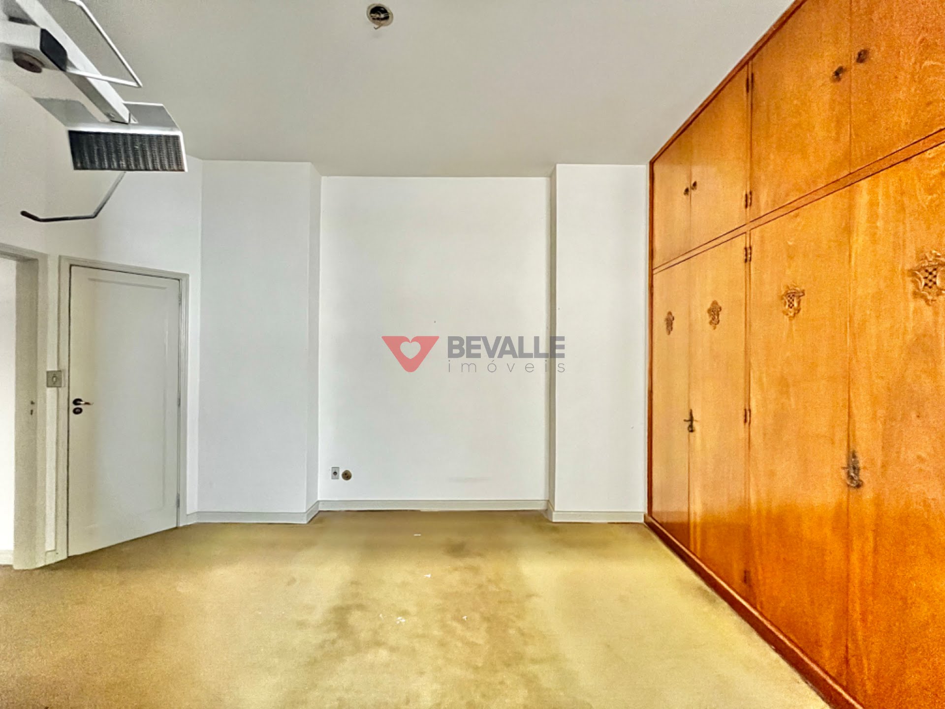 Apartamento à venda com 4 quartos, 2 suítes, 1 vaga e 233m² no Copacabana, Rio de Janeiro (RJ) — foto 11 de 25