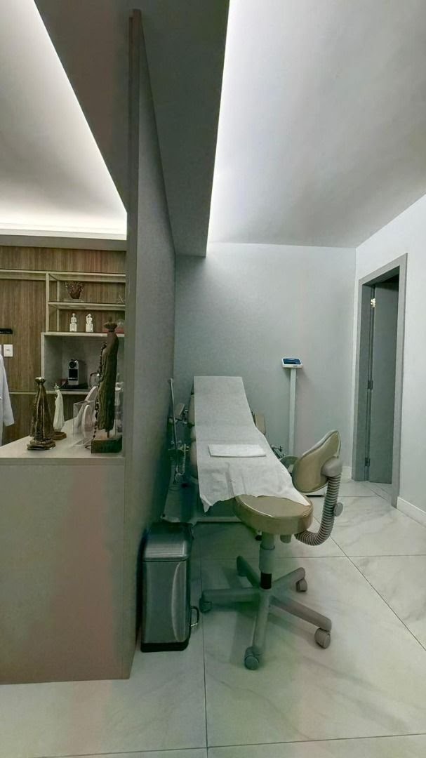 Casa à venda com 5 banheiros, 7 vagas e 168m² no Graças, Recife (PE) — foto 24 de 27