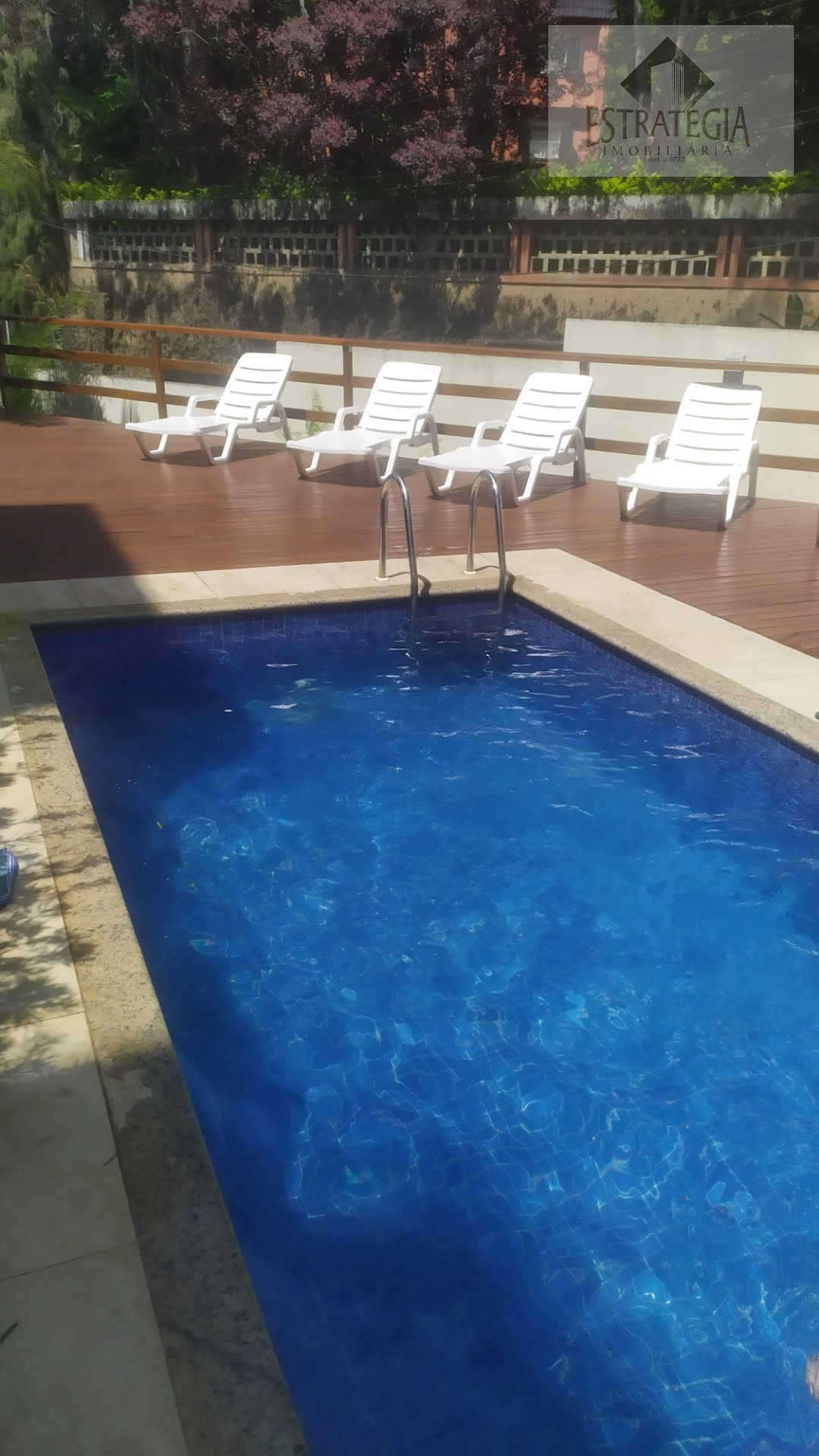 Cobertura à venda com 3 quartos, 1 suíte, 3 vagas e 155m² no Itaipava, Petrópolis (RJ) — foto 7 de 7