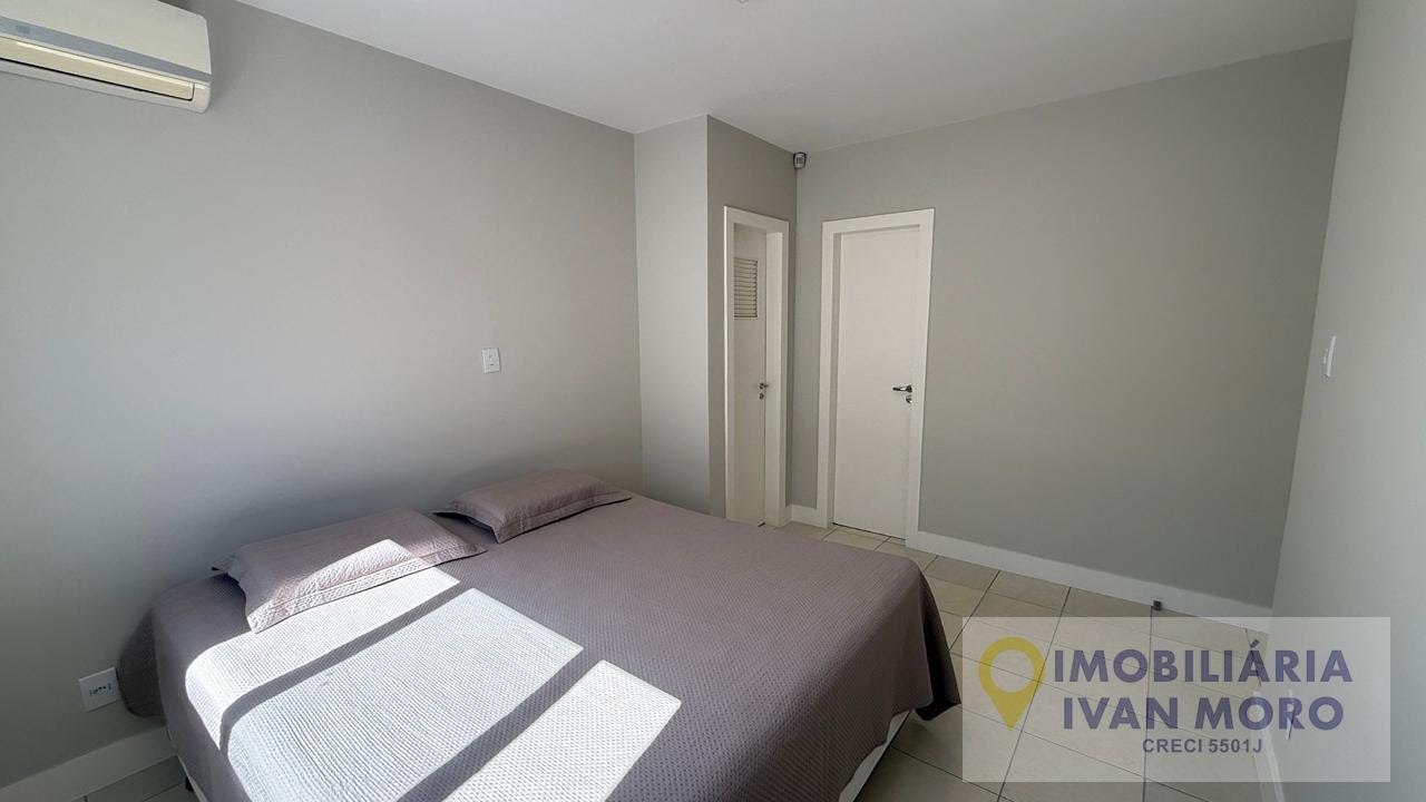 Casa à venda com 4 quartos, 2 suítes, 2 vagas e 150m² no Itacorubi, Florianópolis (SC) — foto 10 de 24