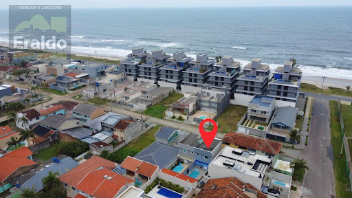 Sobrado em Balneário Marajó - Matinhos, PR