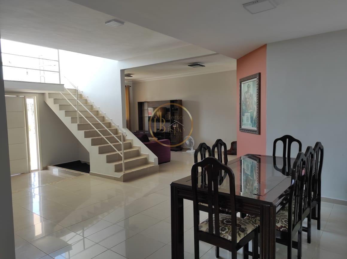 Casa à venda com 3 quartos, 3 suítes, 2 vagas e 250m² no Village 2, Porto Seguro (BA) — foto 3 de 13