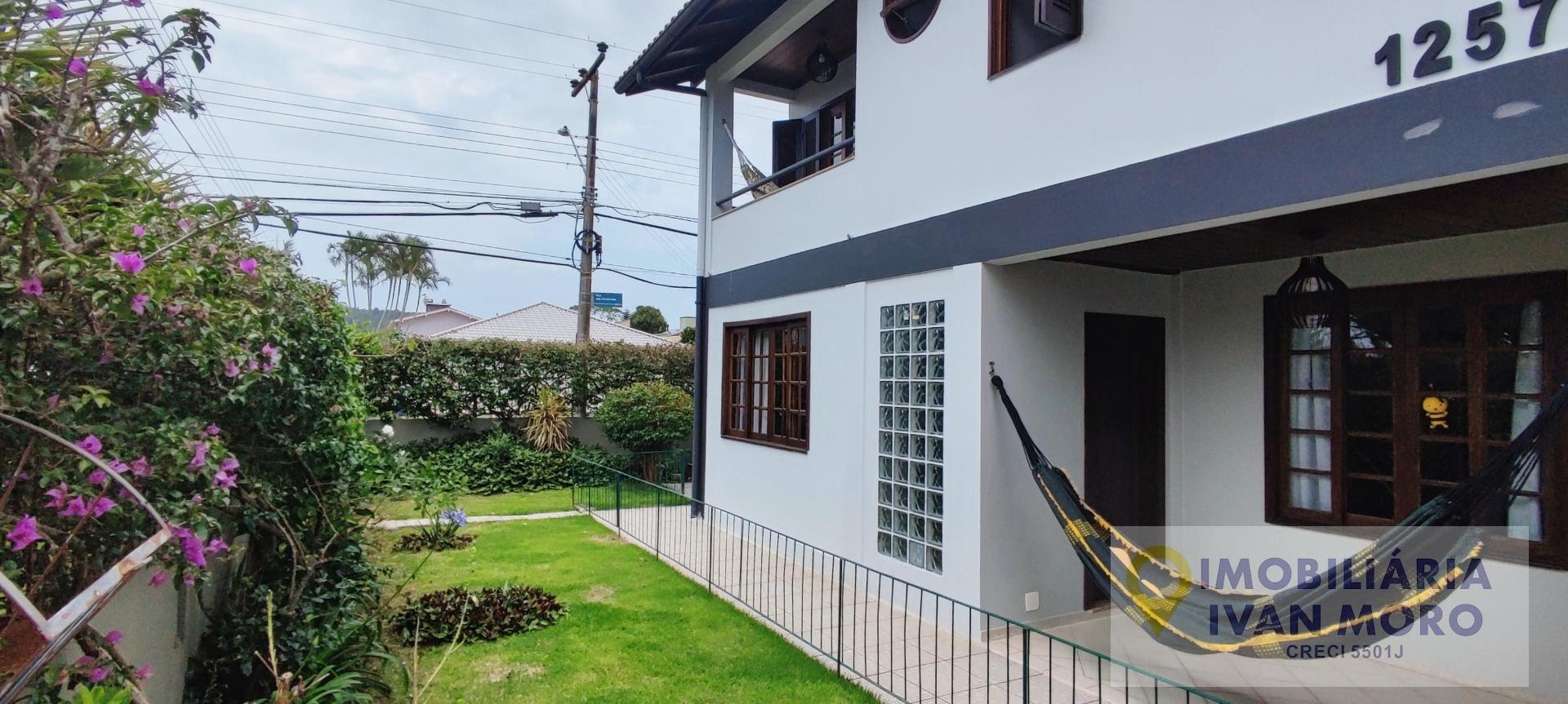 Casa para alugar com 4 quartos, 1 suíte, 2 vagas e 190m² no Daniela, Florianópolis (SC) — foto 9 de 30